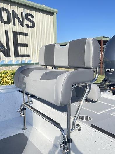 2025 Xpress H210 BAY