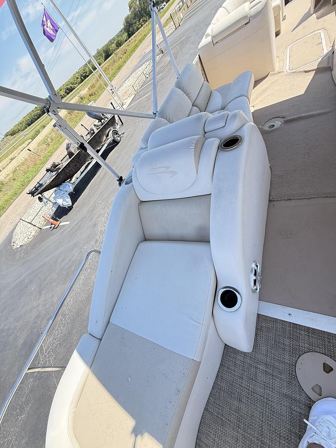 Used 2013 BENNINGTON 2550 QBR