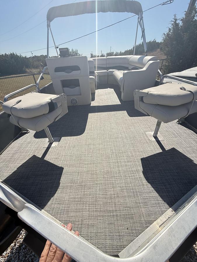 Used 1989 TRACKER/TAHOE BASS BUGGY 18'