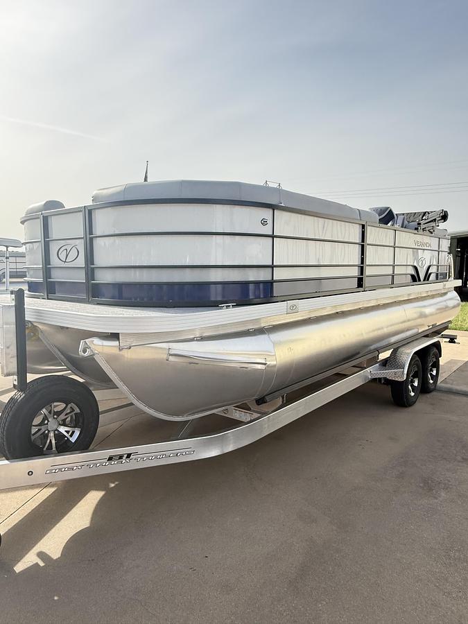 2025 Veranda VS22RC Tri-Toon
