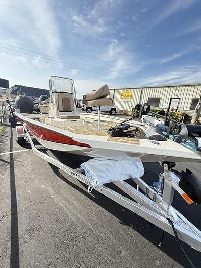 2025 Xpress H-20 BAY