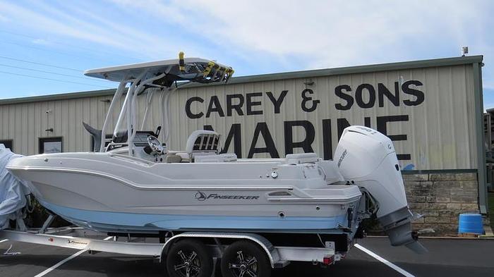 2024 Crownline Finseeker 230FS