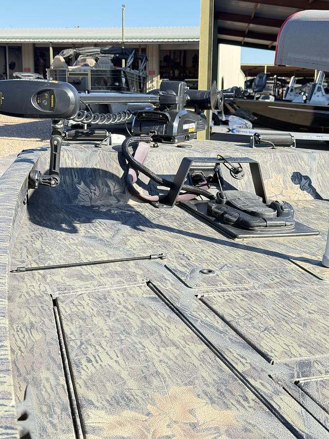 Used 2016 LOWES STINGER 175 S/C