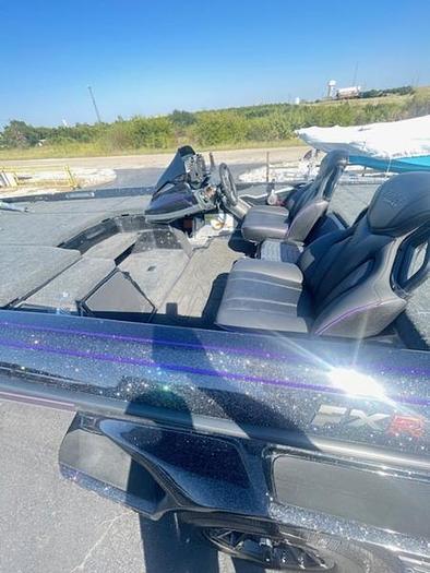 Used 2024 SKEETER FXR21 LE (ONLY 12 HOURS) LOADED WITH THE BEST AND BIGGEST OF EVRYTHING!!