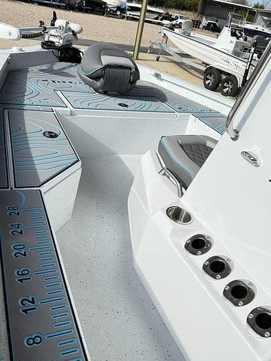 2025 Xpress H-20 BAY