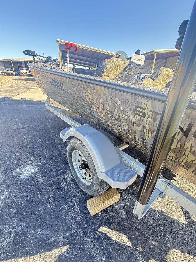 Used 2016 LOWES STINGER 175 S/C