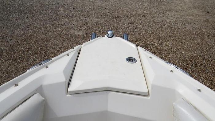 Used 2007 Larson LXI 268BR