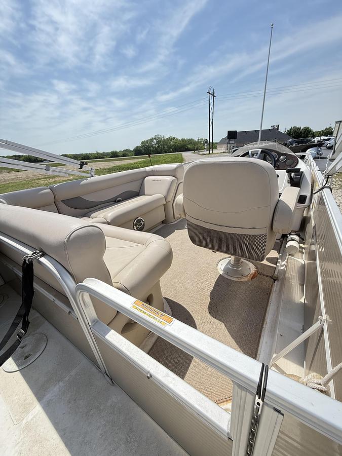 Used 2015 HURRICANE 196 FUNDECK