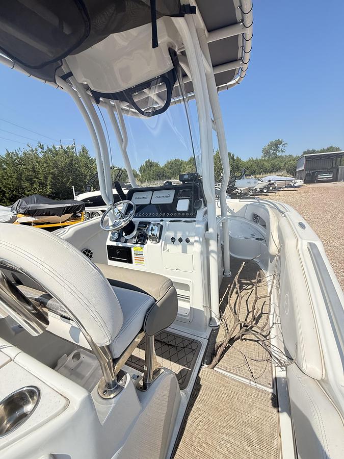 Used 2020 Crownline 220 Finseeker