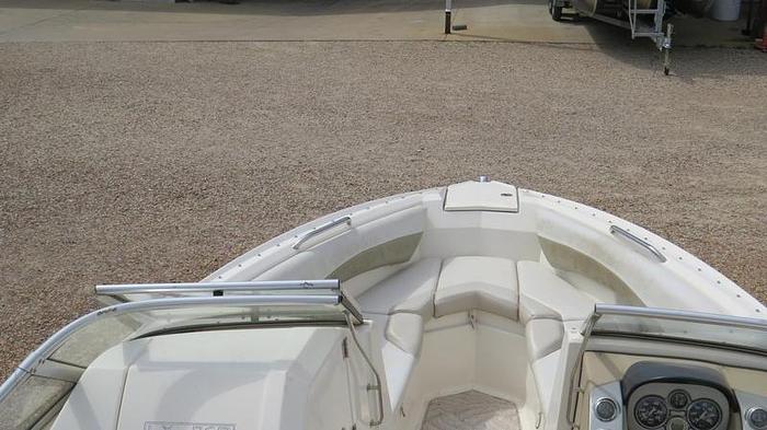 Used 2007 Larson LXI 268BR