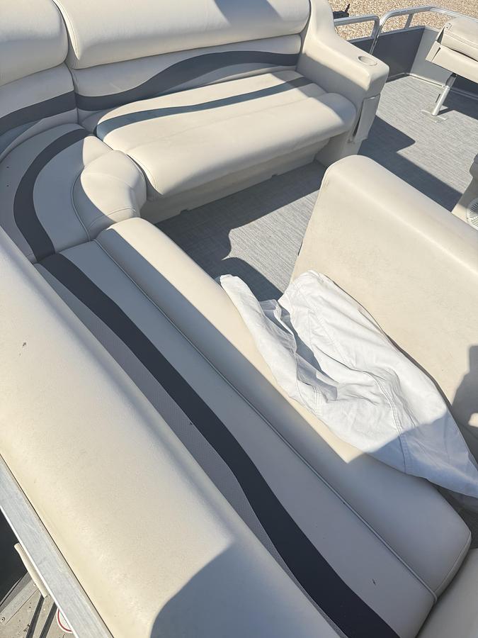 Used 1989 TRACKER/TAHOE BASS BUGGY 18'