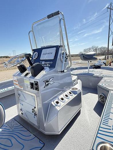 2025 Xpress H 20 BAY