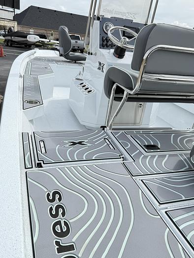 2025 Xpress H-20 BAY