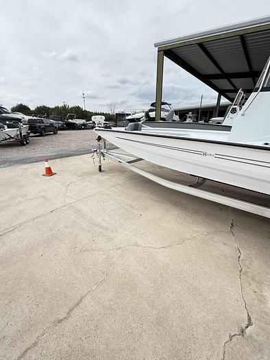 2025 Xpress H210 BAY