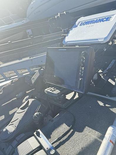 Used 2014 Boats Z521C