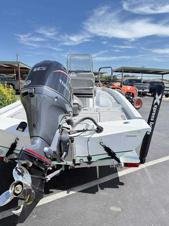 2025 Xpress H-20 BAY