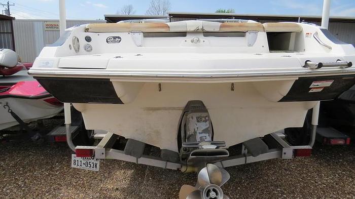 Used 2007 Larson LXI 268BR