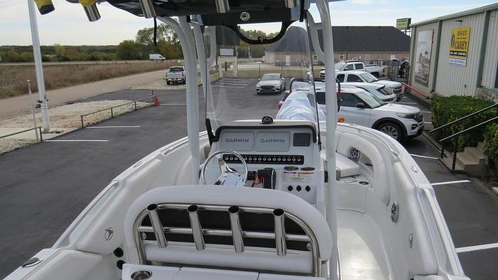 2024 Crownline Finseeker 230FS