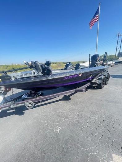 Used 2024 SKEETER FXR21 LE (ONLY 12 HOURS) LOADED WITH THE BEST AND BIGGEST OF EVRYTHING!!