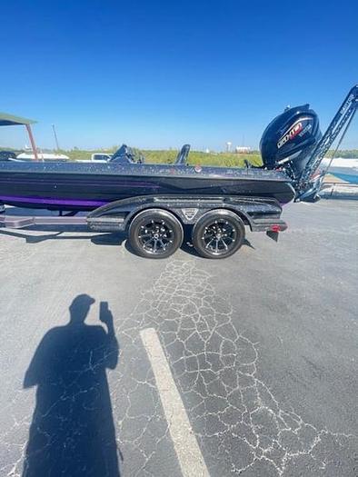 Used 2024 SKEETER FXR21 LE (ONLY 12 HOURS) LOADED WITH THE BEST AND BIGGEST OF EVRYTHING!!