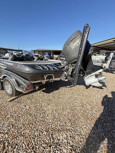 Used 2014 Boats Z521C