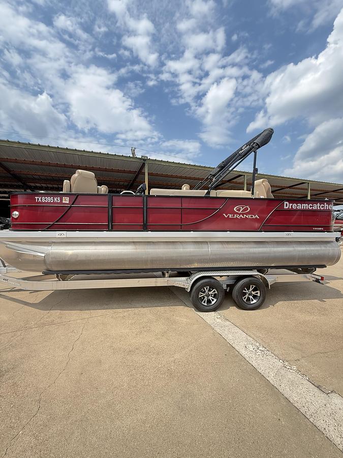 Used 2022 Veranda VF22F4