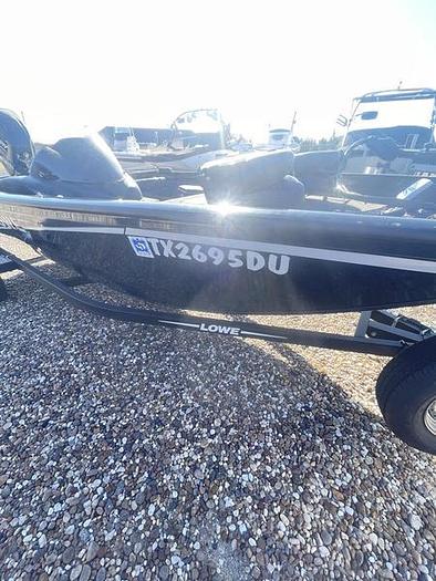 Used 2017 Lowe Boats Stinger 175