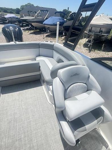 Used 2021 NauticStar 243 DC