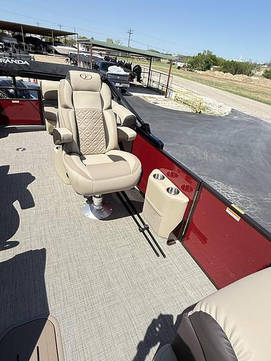 2025 Veranda VR22RC Tri-Toon - XL PACKAGE