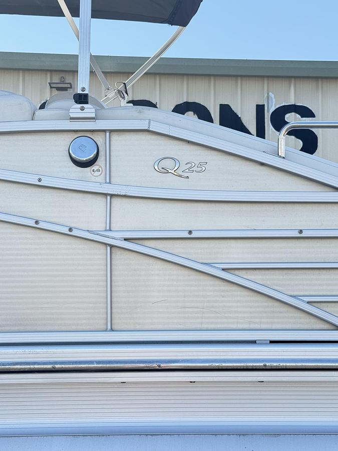 Used 2013 BENNINGTON 2550 QBR