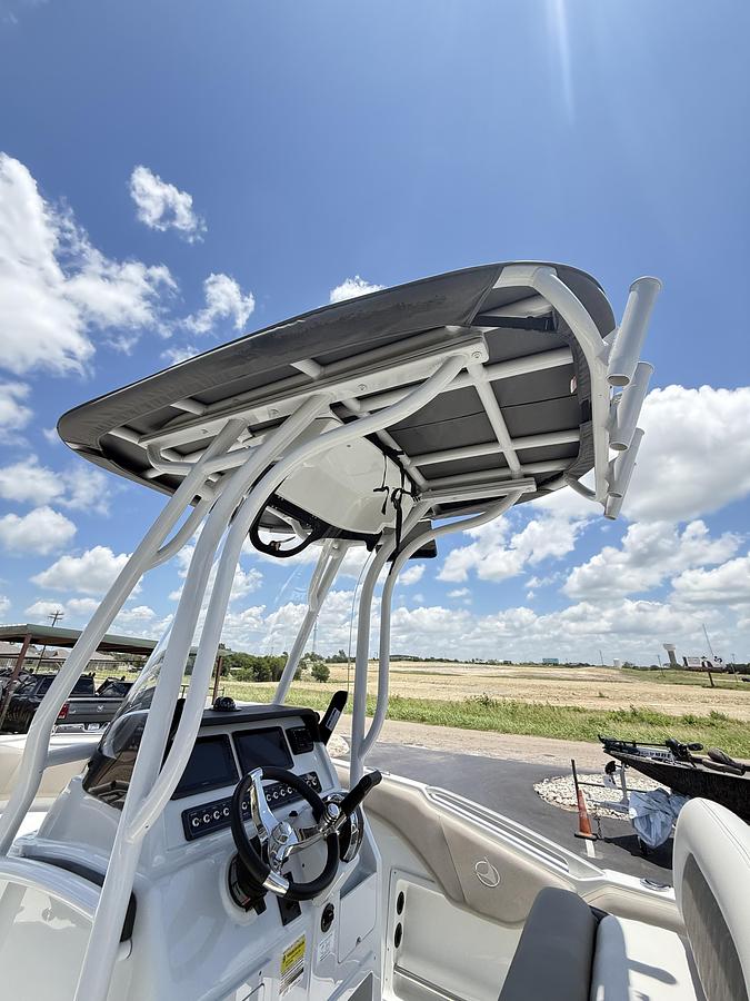 2024 Crownline Finseeker 210CC