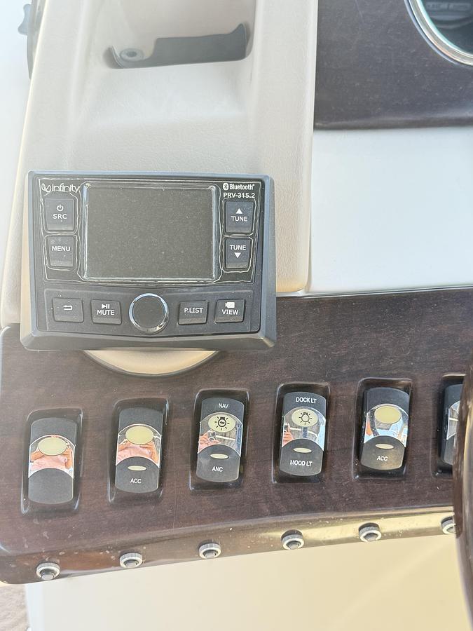 Used 2013 BENNINGTON 2550 QBR