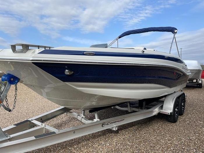 2023 Crownline E225 XS