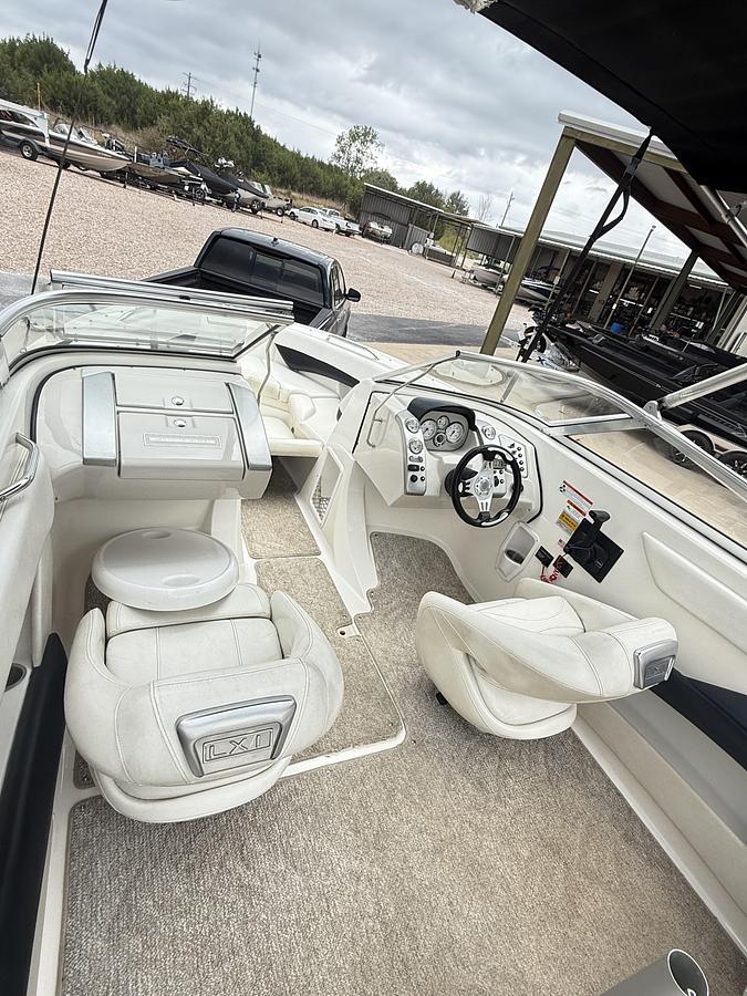 Used 2008 LARSON 228LXI