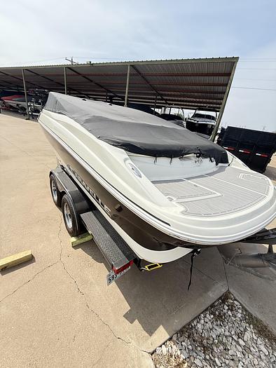 Used 2006 CARAVELLE 237 BR