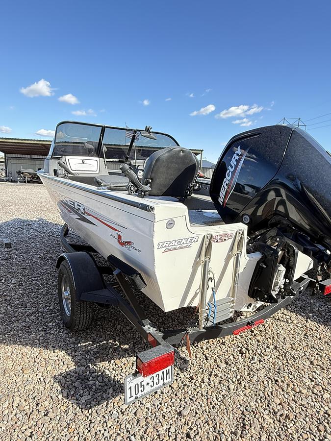 Used 2021 TRACKER/TAHOE PGV16WT