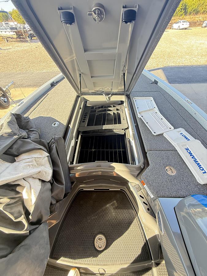 Used 2024 IKON LX 21