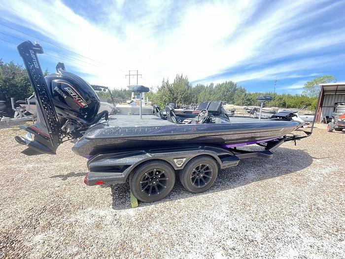 Used 2024 SKEETER FXR21 LE (ONLY 12 HOURS) LOADED WITH THE BEST AND BIGGEST OF EVRYTHING!!
