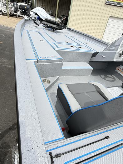 2025 Xpress H-20 CRAPPIE