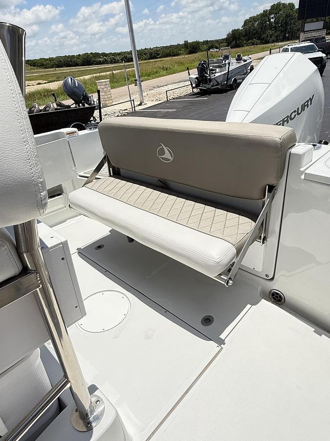 2024 Crownline Finseeker 210CC