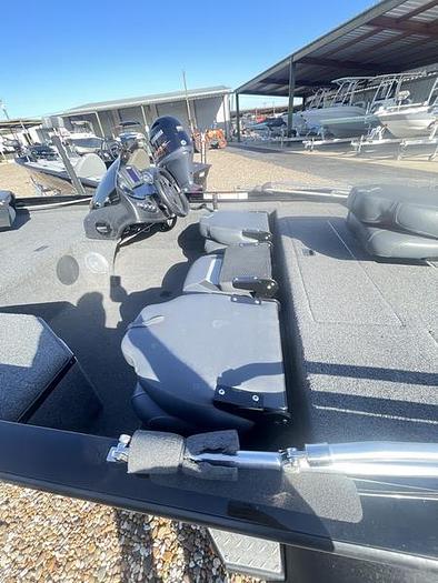 Used 2017 Lowe Boats Stinger 175