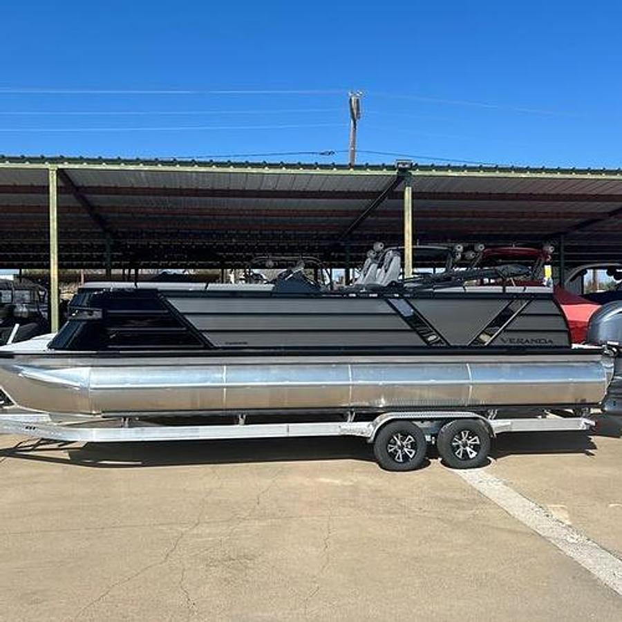 2025 Veranda VX25DCRC Luxury Tri-Toon