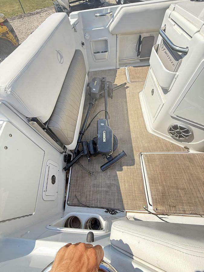 Used 2020 Crownline 220 Finseeker