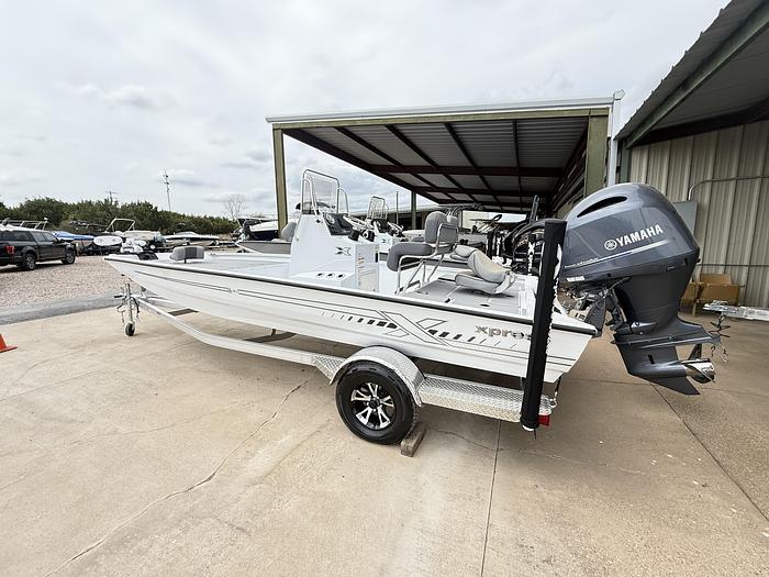 2025 Xpress H210 BAY