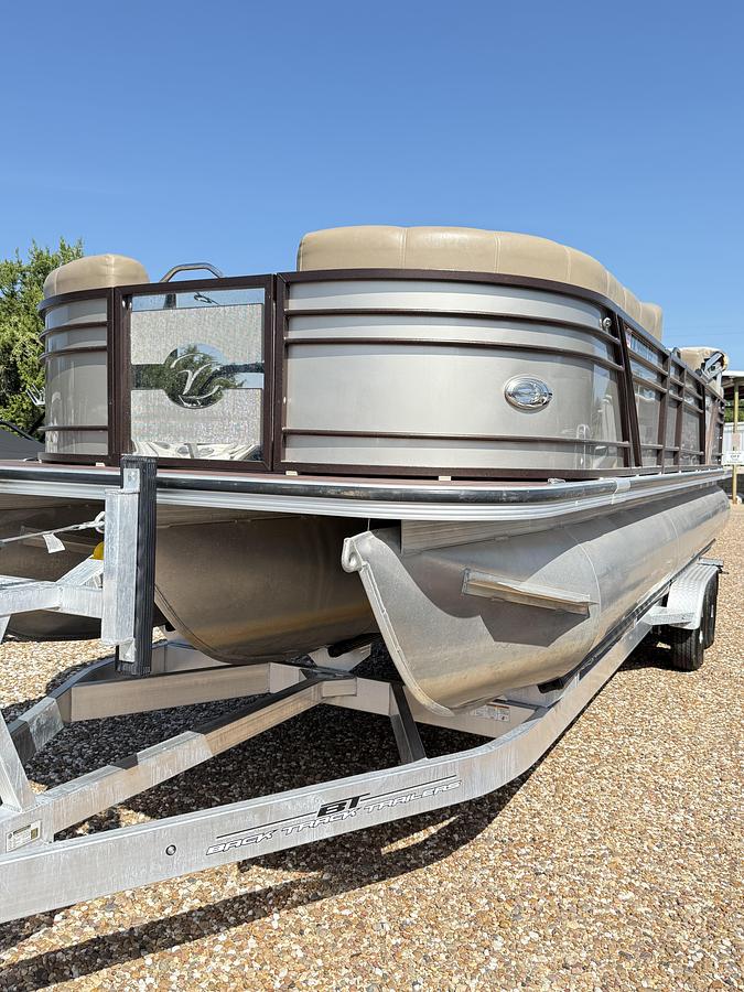 Used 2019 Veranda VX25RC