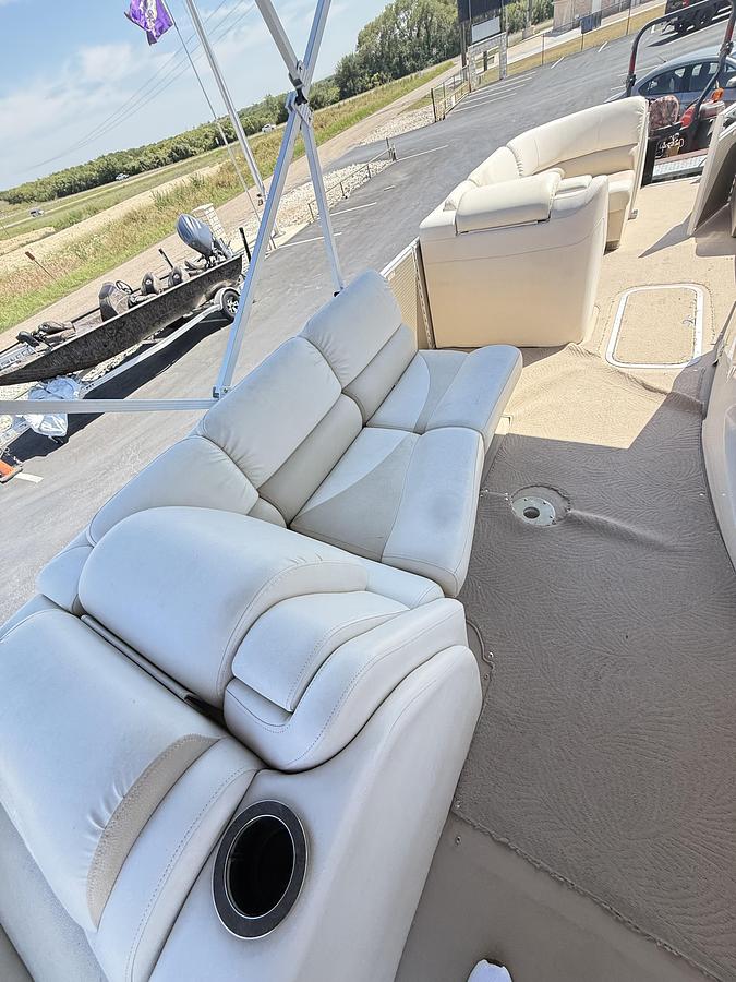 Used 2013 BENNINGTON 2550 QBR