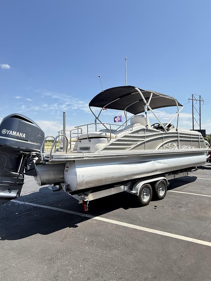 Used 2013 BENNINGTON 2550 QBR