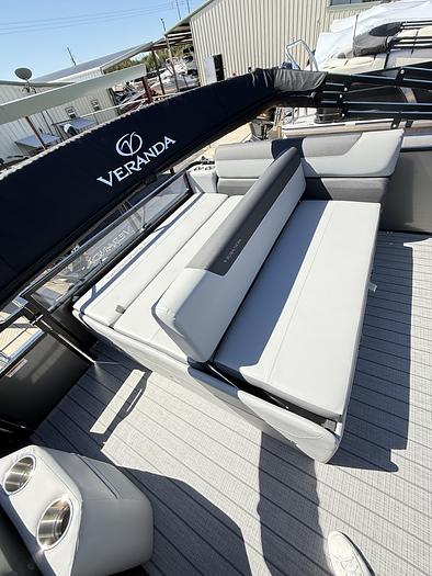 2025 Veranda VR22VLC Tri-Toon