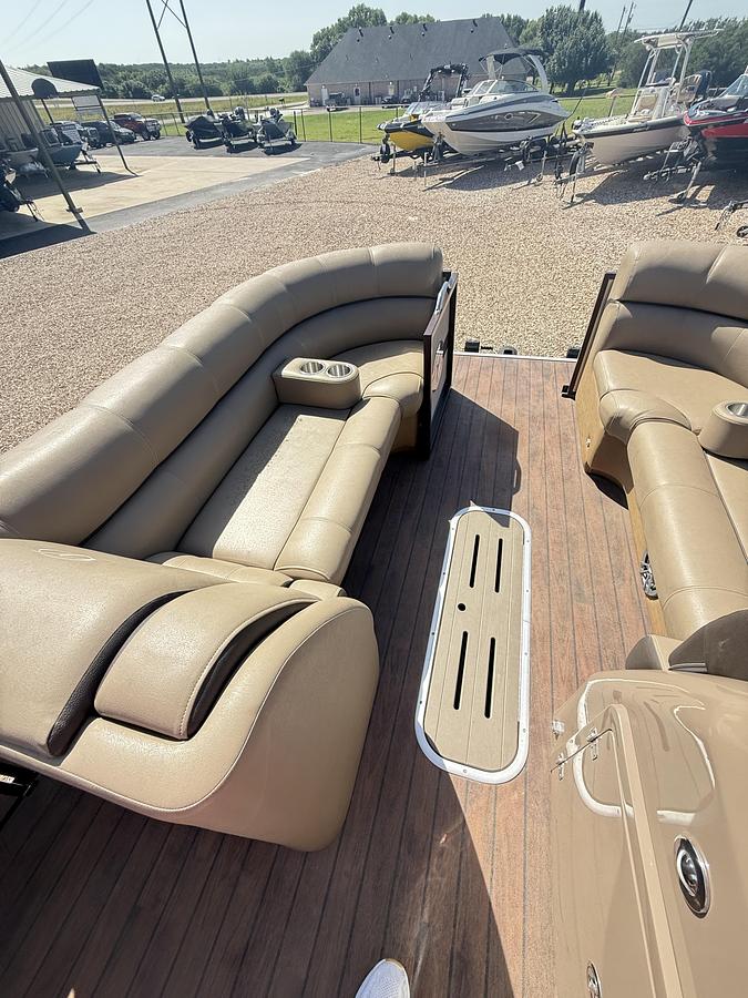 Used 2019 Veranda VX25RC