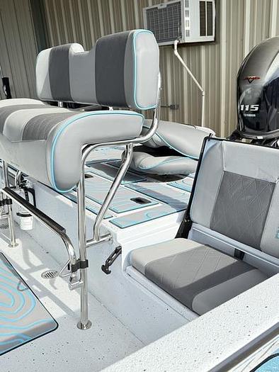 2025 Xpress H-20 BAY